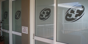 Window graphics for a Tewantin business